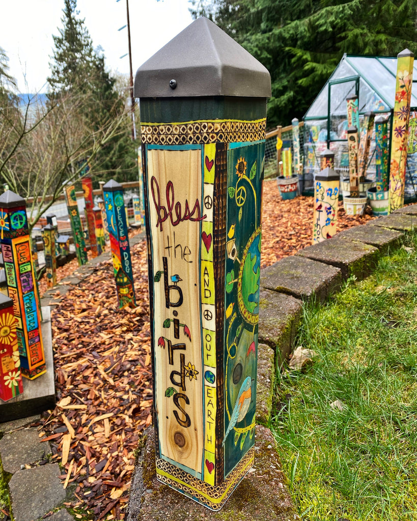 Does you love birdwatching with Dad? This pole could be perfect for him then. 🕊