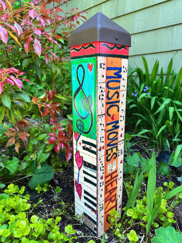 New - Music Moves The Heart Art Pole 20
