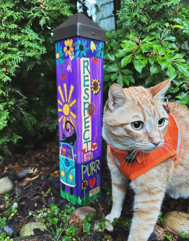 Bring On The Purr 20 Cat Art Pole - New