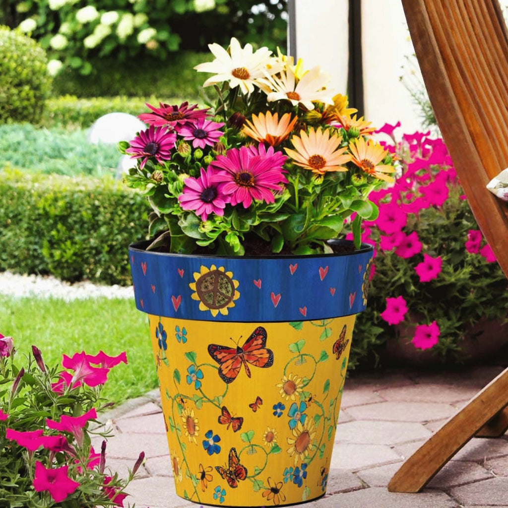 NEW POTS coming soon…. Preorder now!! 🪴
