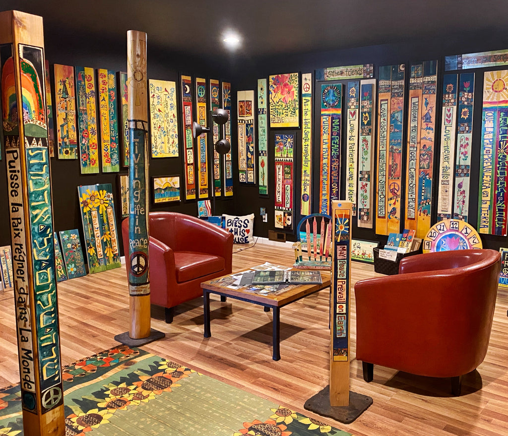 Did you know I have a gallery and studio open by appointment to the public? Just DM us if you’d like to come visit! 🎨
