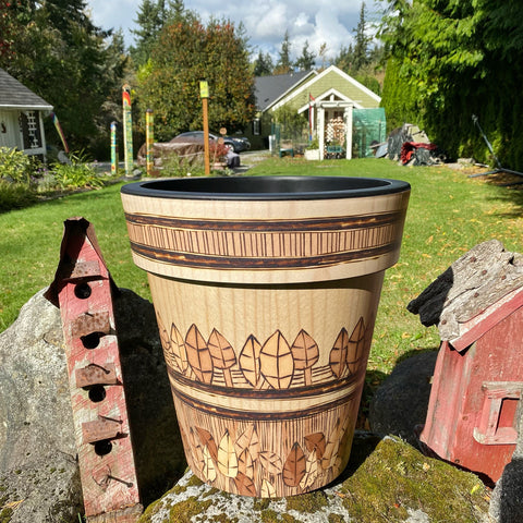 Medium Autumn Leaf Garden Planter - 15 Inch New