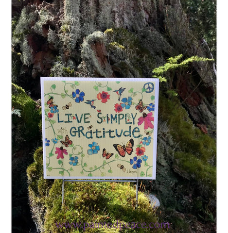 Live Simply With Gratitude Mini Yard Sign